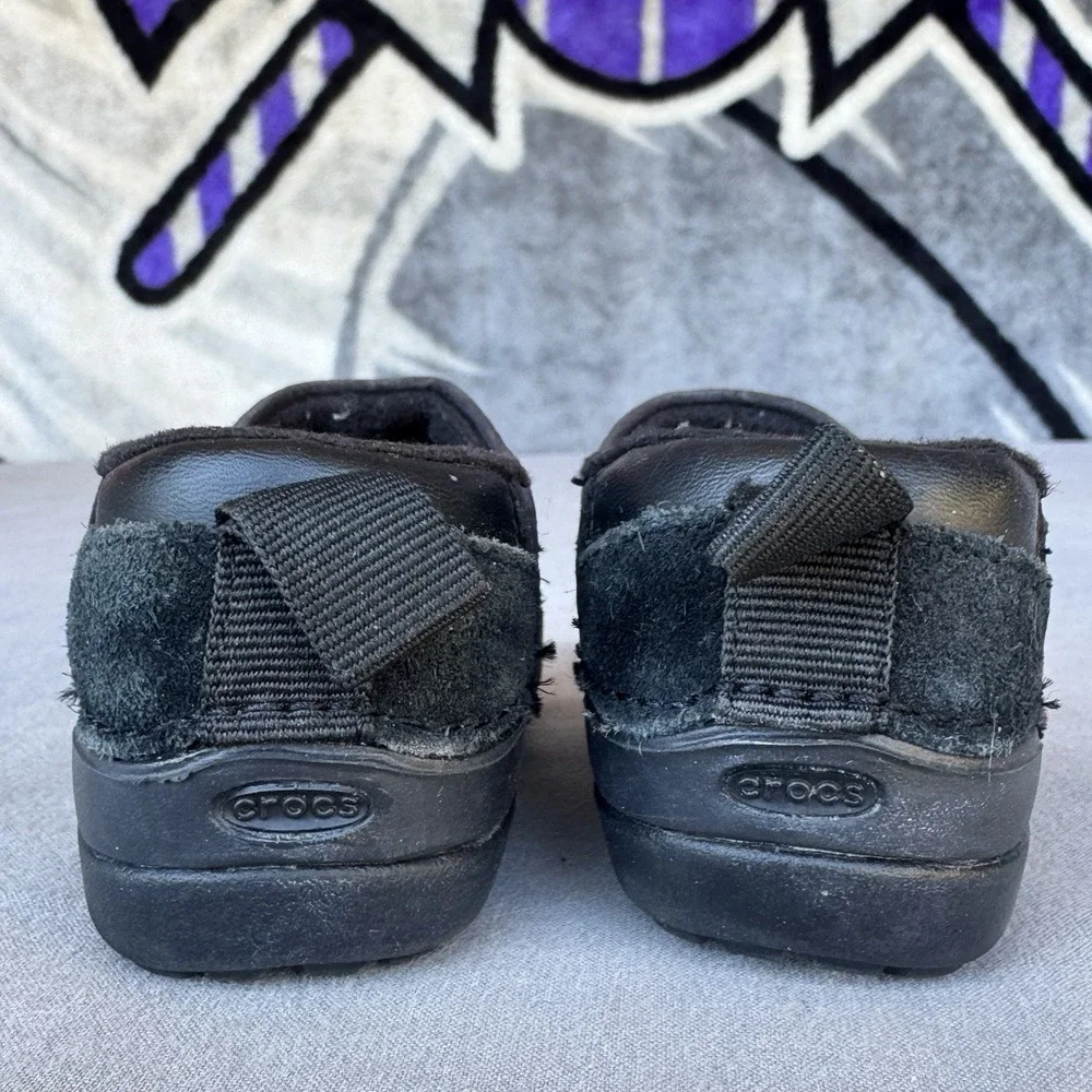 Size 4c - Crocs Dawson BLACK Suede Faux Fur Lined Slip On Shoes TODDLER